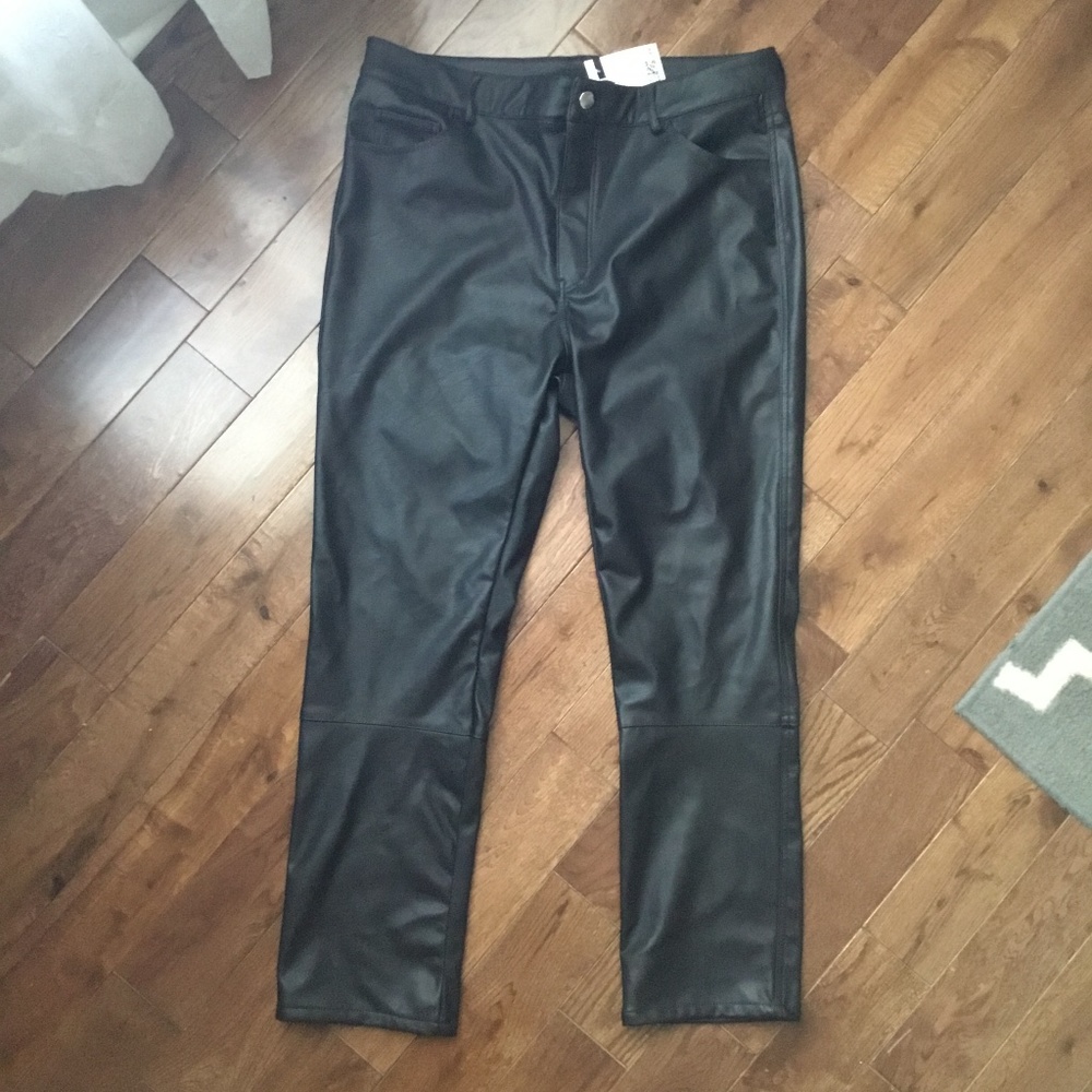 Final Price✨Black H&M Matte Faux Leather Pants